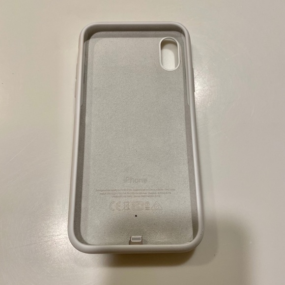 iPhone X/XS Smart Battery Charging Case - Picture 2 of 4